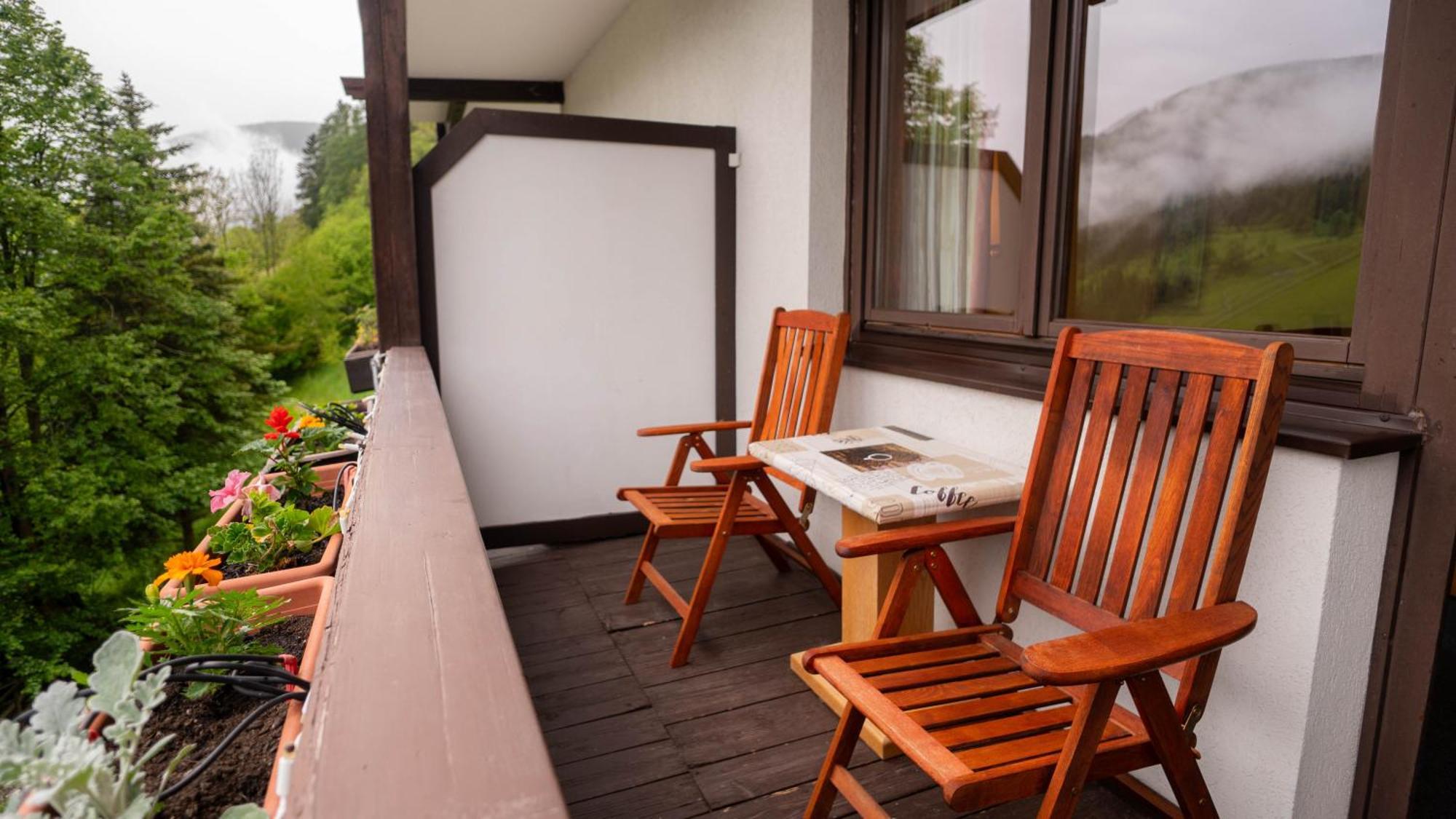 Haus Anna - Kaernten Card Im Sommer Inklusive Bad Kleinkirchheim Exterior foto
